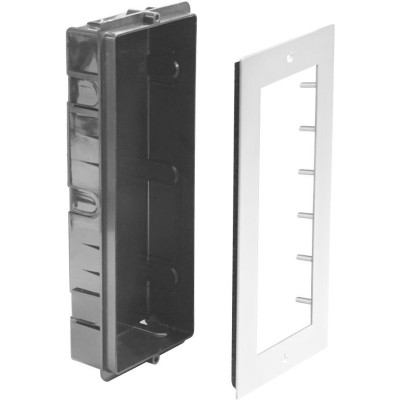 XtendLan rámeček zapuštěný pro 3 moduly (DPC-D2D81 a DPC-D281)